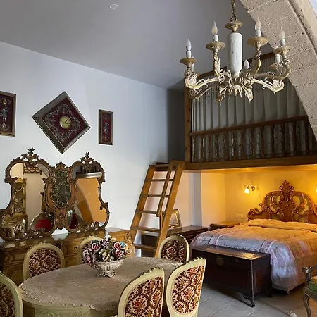 Kamara - Traditional Stone House