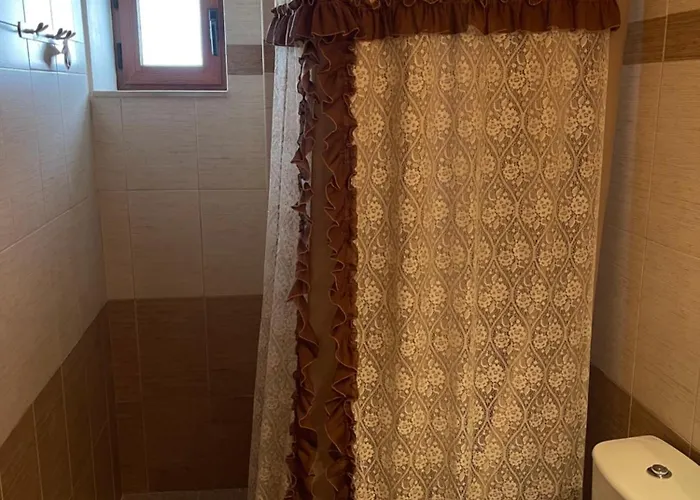 Kamara - Traditional Stone House Malona Village