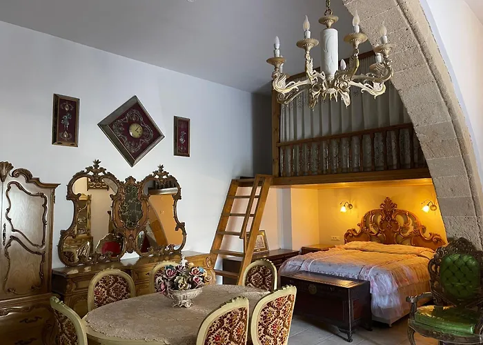 Kamara - Traditional Stone House