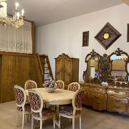 Case de vacanță Kamara - Traditional Stone House