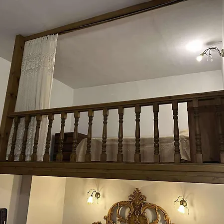 Kamara - Traditional Stone House Malona Village